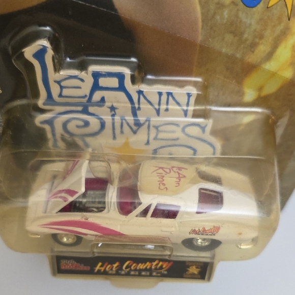 1998 Racing Champions “Hot Country Steel” LeAnn Rimes Die-Cast Car – Limited - Picture 3 of 6